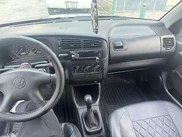 honda gets: Volkswagen Vento: 1997 г., 1.8 л, Механика, Бензин, Седан — 7