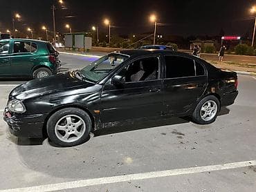 forester 2003: Toyota Avensis: 2000 г., 1.8 л, Механика, Бензин, Седан — 4