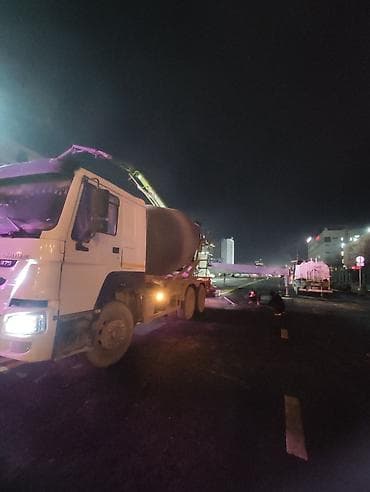 Работа за границей: Требуется Водитель спецтехники, Категория прав (C), На автобетоносмеситель (миксер), 3-5 лет опыта, Обучение, Полный рабочий день, Мужчина — 1