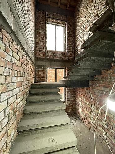 сварка лесницы: Бетонная лестница Для дома, Форма лестницы: Г-образная — 3