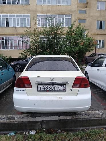 Транспорт: Honda Civic: 2002 г., 1.5 л, Автомат, Бензин, Седан — 3