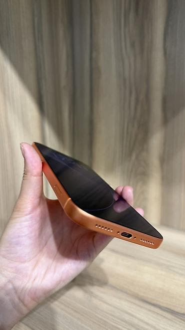 aoc 24: IPhone 17 Pro Max 256 ГБ
С каробкой — 3