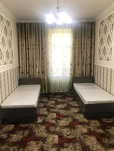 red centr: 3 комнаты, 80 м², Сталинка, 3 этаж, Косметический ремонт — 1