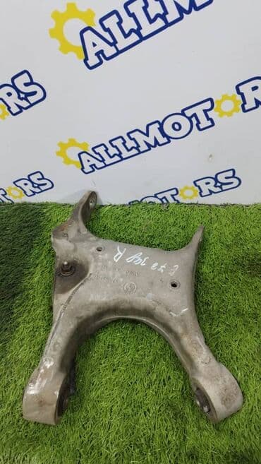 x5 e70: Задний правый рычаг BMW Б/у, Оригинал — 1