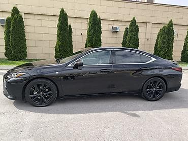 спортивные машины: Lexus ES: 2022 г., 3.5 л, Автомат, Бензин, Седан — 10