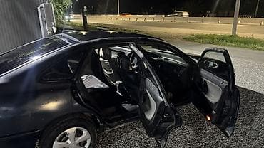 lexus jx 470: Mazda 626: 1995 г., 1.8 л, Механика, Бензин, Седан — 9