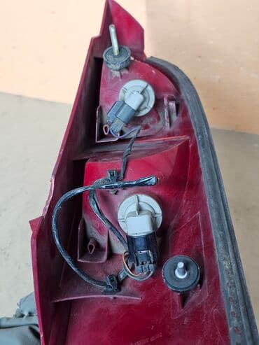 доберман купить щенка: Задний правый стоп-сигнал Ford 2000 г., Б/у, Оригинал, Германия — 9