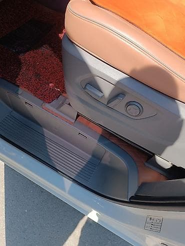 боковой тырмоо: Hyundai Staria: 2022 г., 3.5 л, Автомат, Газ, Минивэн — 4