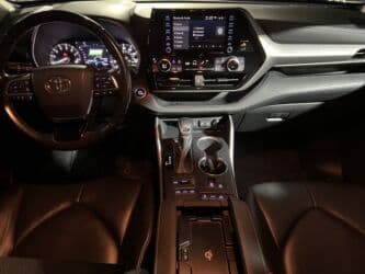 шины бу бишкек оптом: Toyota Highlander: 2021 г., 3.5 л, Автомат, Бензин, Кроссовер — 13