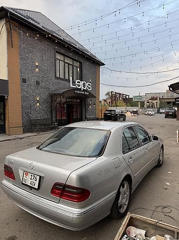 Унаа: Mercedes-Benz E-Class: 2001 г., 4.3 л, Автомат, Бензин, Седан — 2