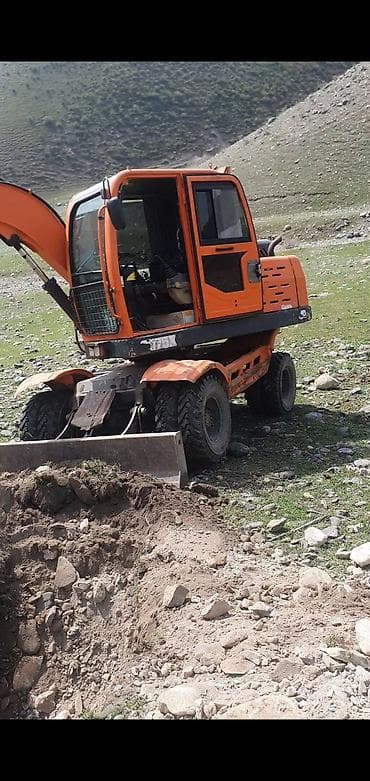 Экскаватор, Колесный