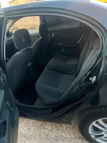 капот карина е: Toyota Avensis: 2001 г., 1.6 л, Механика, Бензин, Седан — 7