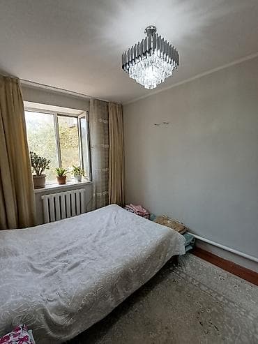 ниже себестоимости: Срочно продаю!!! Дом в ж/м Кок Джар, Молдокулова/Ахунбаева, можно под — 5