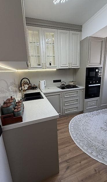 72: 2 комнаты, 72 м², 12 мкр Элитка, 8 этаж, Евроремонт — 1