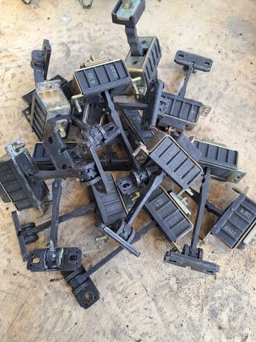 Мерседес ограничитель двери 203 кузов цешка оригинальные ограничители