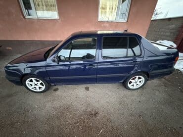 с авто: Volkswagen Vento: 1994 г., 1.8 л, Седан — 5