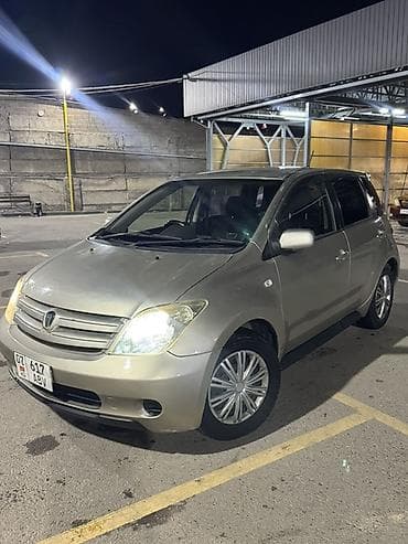 platz vitz: Toyota Ist: 2003 г., 1.3 л, Автомат, Бензин, Хэтчбэк — 3