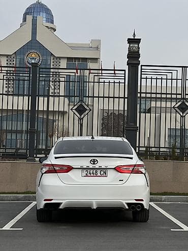 Транспорт: Toyota Camry: 2020 г., 2.5 л, Автомат, Бензин, Седан — 6