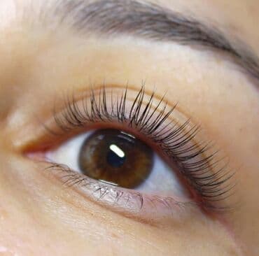 сколько зарабатывает швея на дому: Услуга по наращиванию ресниц предлагает создание идеального объема и — 6