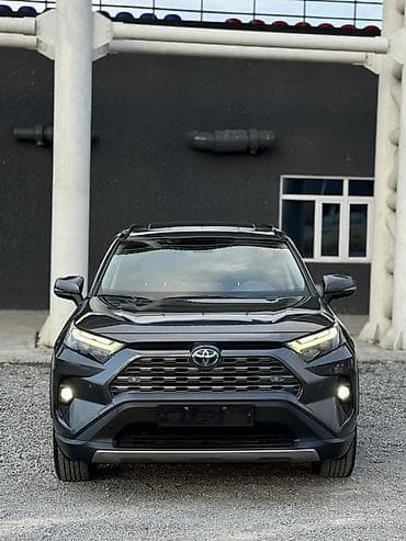 японские диски: Toyota RAV4: 2023 г., 2 л, Вариатор, Бензин, Кроссовер — 2