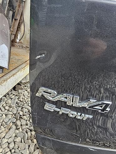 legacy b4: Крышка багажника Toyota, 2020 г., Б/у, Оригинал — 3