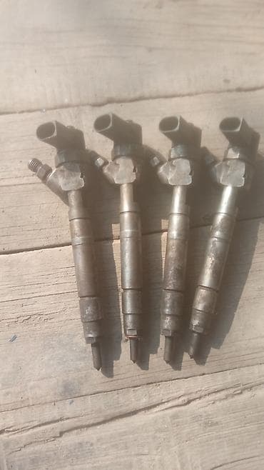 Форсунка Mercedes-Benz Новый