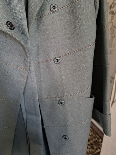 Атайын кийим: Плащ осенний весенний классика состояние хорошее — 4