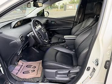 byd plus: Toyota Prius: 2019 г., 1.8 л, Автомат, Гибрид, Лифтбек — 8