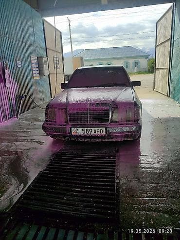 вито 2 8: Mercedes-Benz W124: 1993 г., 2.2 л, Механика, Бензин, Седан — 2