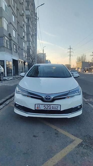 corolla levin: Toyota Corolla: 2018 г., 1.8 л, Автомат, Гибрид, Седан — 2