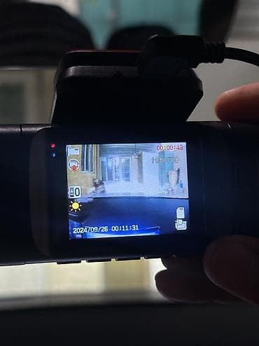 камера обгона: Автомобильный видеорегистратор с тремя камерами 360° и задня камера — 5