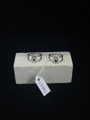 украшение шампанского для свадьбы: Элегантные серьги-кольца серебристого цвета, украшенные россыпью — 20