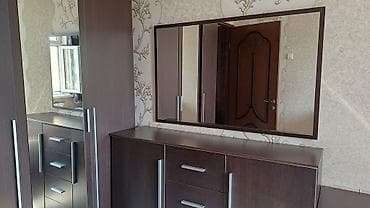 plastik stol stul: Спальный гарнитур в современном стиле, цвет венге с металлической — 3