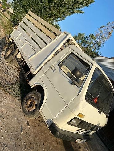 Продажа авто: Volkswagen : 1990 г., 2.5 л, Механика, Дизель, Фургон — 1