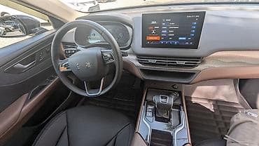 авто 570: Brilliance : 2021 г., 0.1 л, Автомат, Электромобиль, Седан — 8