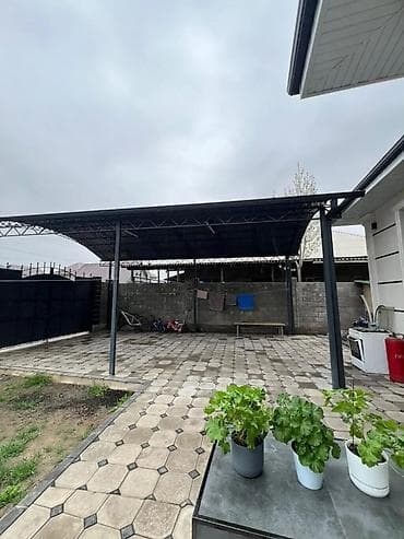 продаю дом комсомольская: Продаётся дом Участок. 5 сотых Площадь 143 м2. Кирпичный стены — 4
