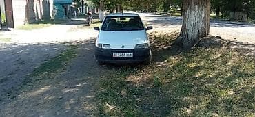 машинка для кнопка: Fiat Punto: 1995 г., Механика, Бензин, Хэтчбэк — 1