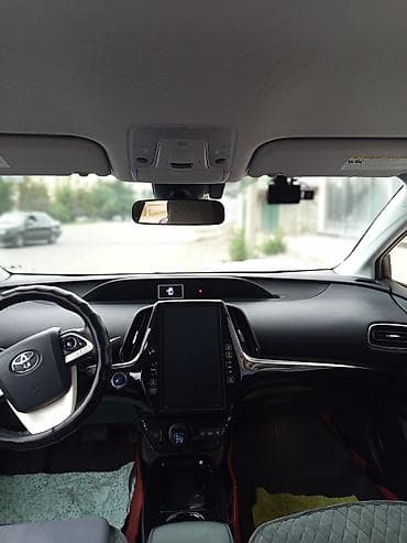 xc 90: Toyota Prius: 2019 г. — 7