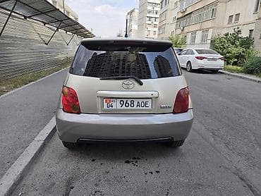 мереке авто: Toyota Ist: 2003 г., 1.5 л, Автомат, Бензин, Хетчбек — 5