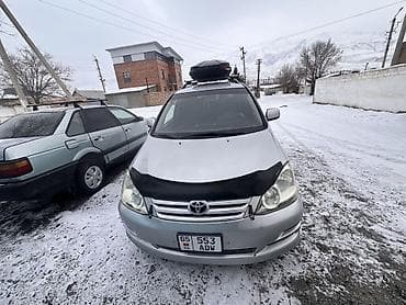 пересвет салона: Toyota Ipsum: 2005 г., 2 л, Автомат, Бензин, Минивэн — 1