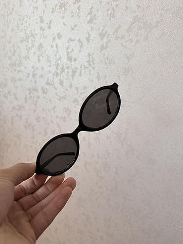 Солнцезащитные очки Miu Miu, Made in Italy. - Форма линз: овальные