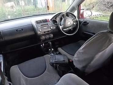 машины акорд: Honda Fit: 2002 г., 1.3 л, Вариатор, Бензин, Хэтчбэк — 2