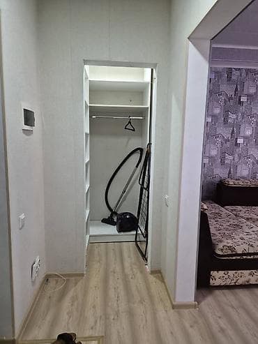 квартира церков: 1 комната, 30 м², Элитка, 3 этаж — 4