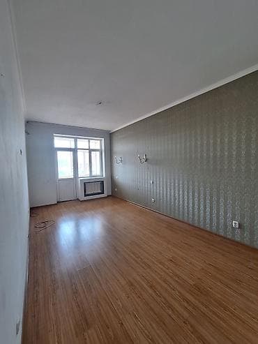 3: Сдается: 3комнатная квартира Район: Ала-Арча ТРЦ Адрес: Чынгыза — 10