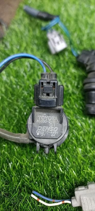 step: Оригинальные моторчик стеклоочистителя на Тойота Камри 35 40 50 55 — 6