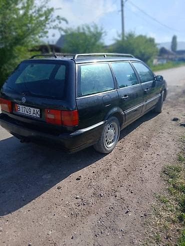 Volkswagen Passat Variant: 1994 г., 1.8 л, Универсал