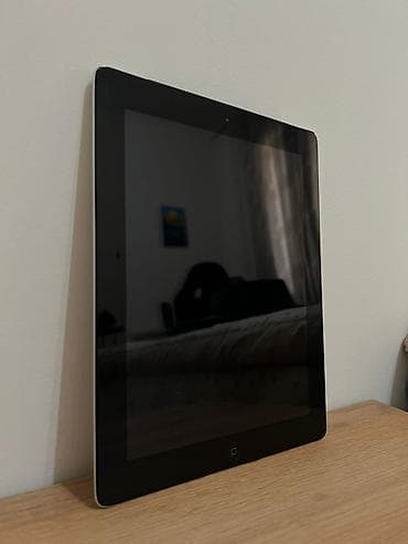 Apple iPad 32GB, модель A1430 (с поддержкой 3G) Характеристики: -