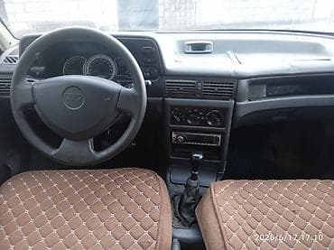 jak авто: Daewoo Nexia: 2008 г., 1.5 л, Механика, Бензин, Седан — 7
