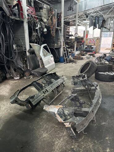 скутер исфана: Mercedes-Benz, Б/у, Оригинал — 2