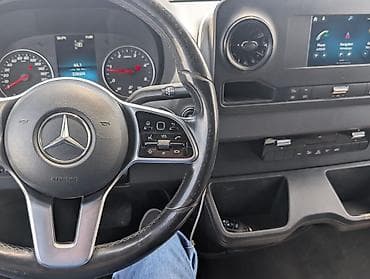 Транспорт: Жеңил жүк ташуучу унаа, Mercedes-Benz, Колдонулган — 8